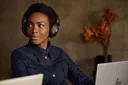 HP Poly Voyager Surround 80 UC | BT Headset | USB- - Ansicht 4